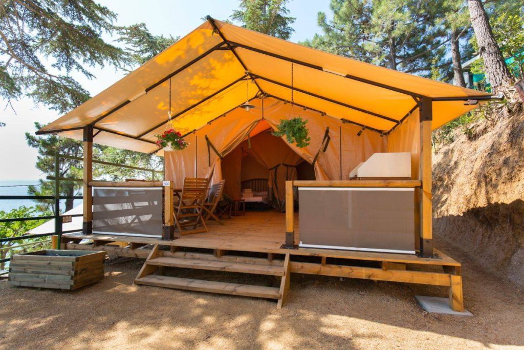 Camping El Far_lodge