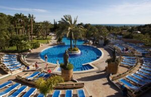 Park Playa Barà, el càmping de costa amb animacions i tobogans!