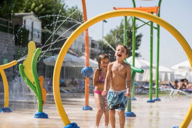 15978474696264743963471403858